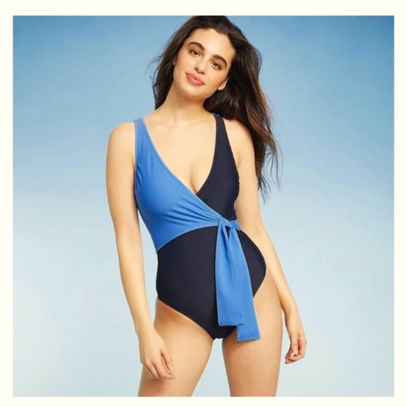 Kona Sol Blue Color Block Crisscross, Fully lined, one piece swimsuit - M nwot - Picture 1 of 6